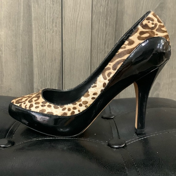 White House Black Market Cheetah Faux Fur Black Patent Leather Shoes Size 6.5M - Picture 10 of 12